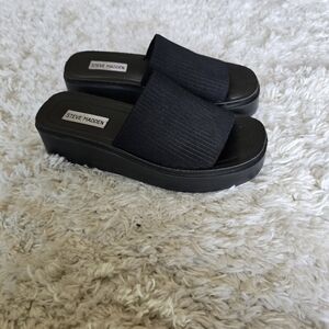 Steve Madden Black Women's Slide Sandals Size 7/8 Blacks Y2k 90s‎